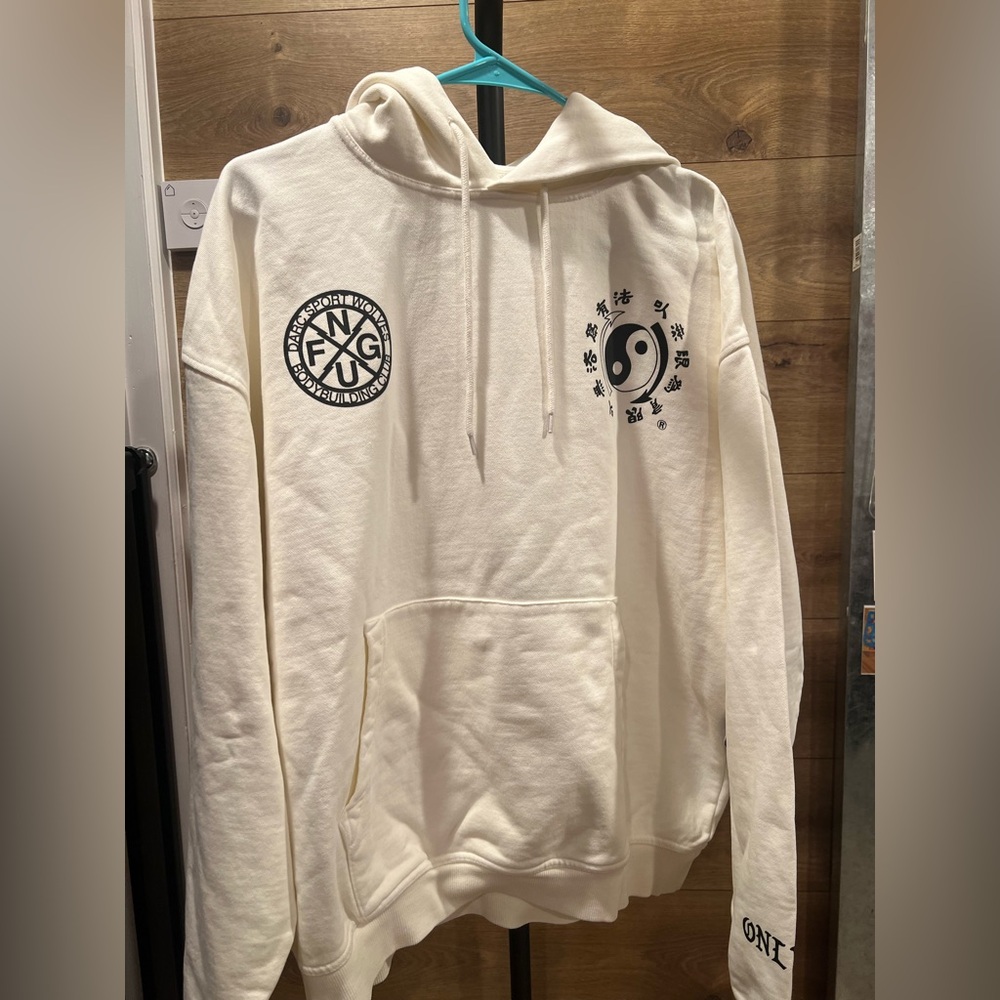 Darc Sport x Bruce Lee “Wisdom Grunge” Hoodie
Size Medium — NWT 181/1000 LE